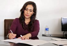 8 pasos esenciales para mejorar la educación financiera de las mujeres y cómo aplicarlos